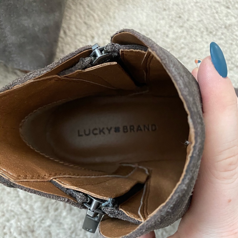 Lucky brown suede booties - Picture 2 of 5